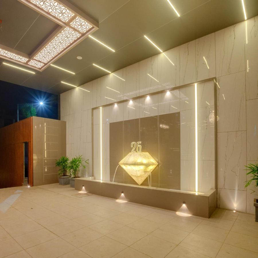 Hotel Diamond 26 Surat Esterno foto